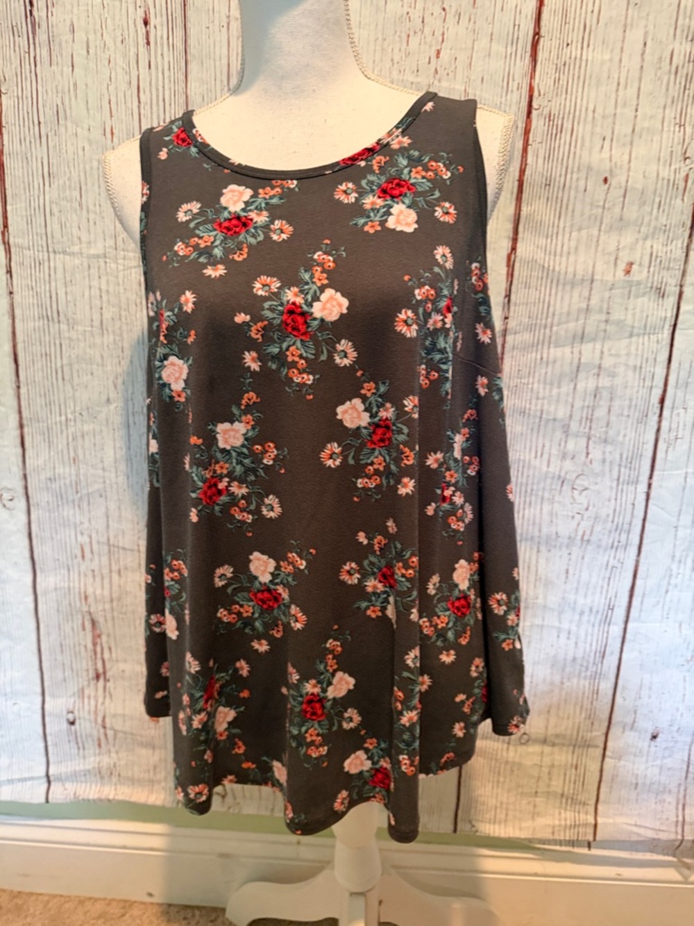 torrid Gray Floral Cold-Shoulder Tunic with Pink & Red Blooms